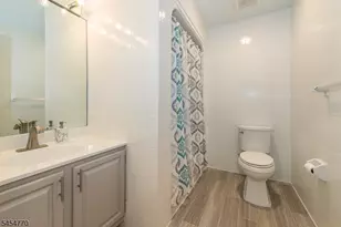 10 Earhart Dr, Roxbury Township, NJ 07876 - Photo 31