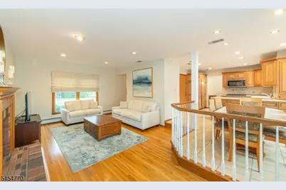10 Earhart Dr, Roxbury Township, NJ 07876 - Photo 7