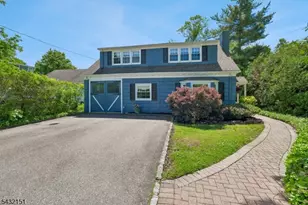 150 West End Pl, Cranford Township, NJ 07016 - Photo 1