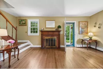 150 W End Pl, Cranford Township, NJ 07016 - Photo 3