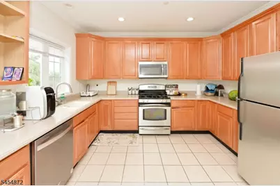 120 Chestnut St Unit B, Rutherford, NJ 07070 - Photo 15