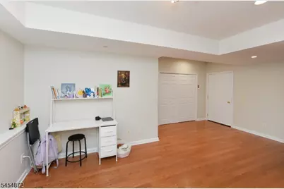 120 Chestnut St Unit B, Rutherford, NJ 07070 - Photo 5