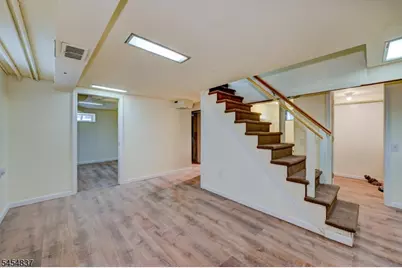 80 Brookline Ave, Nutley, NJ 07110 - Photo 9