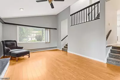 108 Saratoga Sq, Wayne Twp., NJ 07470 - Photo 5