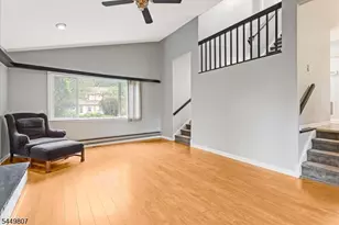 108 Saratoga Square, Wayne Twp., NJ 07470 - Photo 5