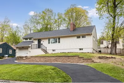 62 Elmwood Ter, Wayne, NJ 07470 - Photo 3