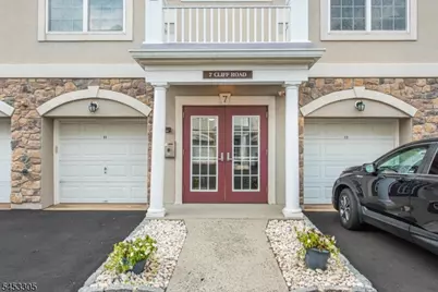 7 Cliff Rd #D2, Woodland Park, NJ 07424 - Photo 3