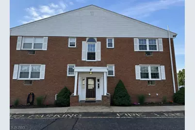 565 Grove St #F-12, Clifton, NJ 07013 - Photo 1