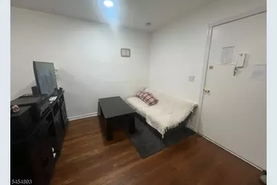 565 Grove St #F-12, Clifton, NJ 07013 - Photo 3