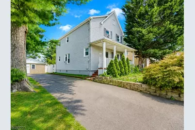 20 Watchung Pl, Bloomfield, NJ 07003 - Photo 23