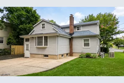 45 Brook St, Springfield, NJ 07081 - Photo 3