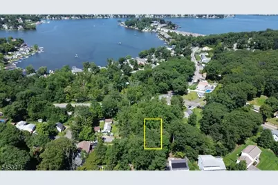 66 Iroquois Ave, Roxbury Township, NJ 07850 - Photo 1