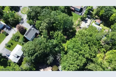 66 Iroquois Ave, Roxbury Township, NJ 07850 - Photo 5