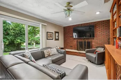 18 Holly Dr, Roxbury Township, NJ 07876 - Photo 33