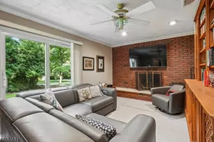 18 Holly Dr, Roxbury Township, NJ 07876 - Photo 33