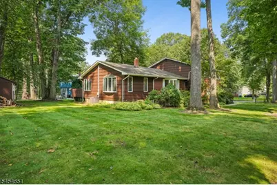 18 Holly Dr, Roxbury Township, NJ 07876 - Photo 21