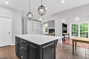 29 Constitution Way, Franklin Township, NJ 08873 - Photo 13