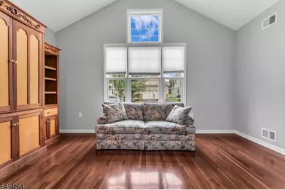 29 Constitution Way, Franklin Township, NJ 08873 - Photo 5
