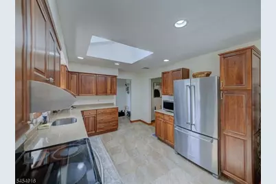 6 Featherbed Ln, Raritan Township, NJ 08822 - Photo 7