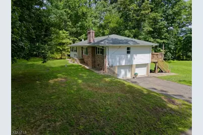 6 Featherbed Ln, Raritan Township, NJ 08822 - Photo 3