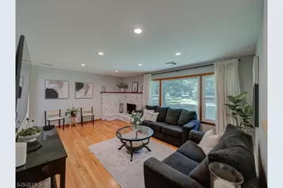 6 Featherbed Ln, Raritan Township, NJ 08822 - Photo 11