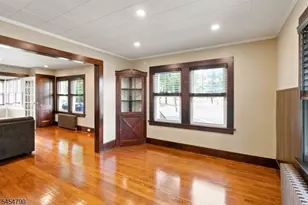 25 Rosedale Ave, Morris Plains, NJ 07950 - Photo 13