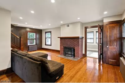 25 Rosedale Ave, Morris Plains, NJ 07950 - Photo 9