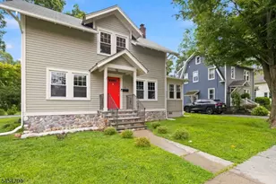25 Rosedale Ave, Morris Plains, NJ 07950 - Photo 3