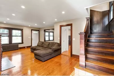 25 Rosedale Ave, Morris Plains, NJ 07950 - Photo 11