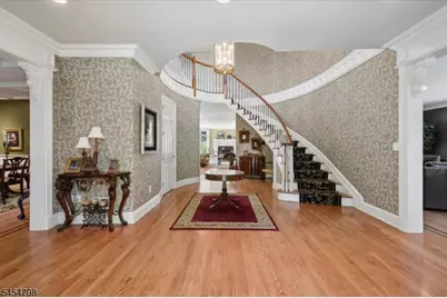 7 Martin Ln, Mendham Township, NJ 07960 - Photo 5