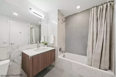 160 1st St Unit #1111, Jersey City, NJ 07302 - Photo 9
