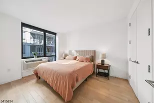 160 1st St Unit, Jersey City, NJ 07302 - Photo 11