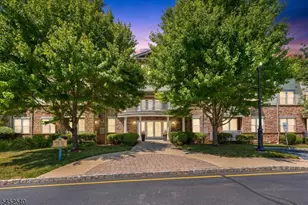 461 Victoria Dr, Bridgewater Twp., NJ 08807 - Photo 1