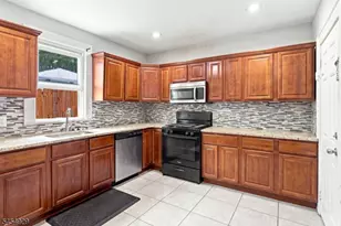 283-285 Smith St, Newark, NJ 07106 - Photo 5