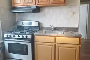 23 Maple Pl, Irvington, NJ 07111 - Photo 5
