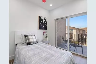 310 W Jersey St #404, Elizabeth, NJ 07202 - Photo 15