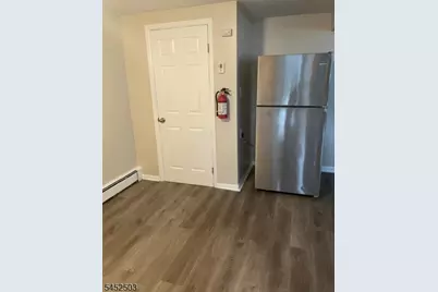 5 Mount Vernon Ave #1, Bloomfield, NJ 07003 - Photo 3