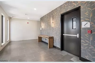 310 W Jersey St #501, Elizabeth, NJ 07202 - Photo 11