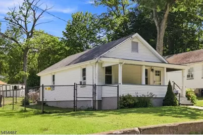 14 N Glen Ave, Mount Arlington, NJ 07856 - Photo 3