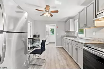 14 N Glen Ave, Mount Arlington, NJ 07856 - Photo 11