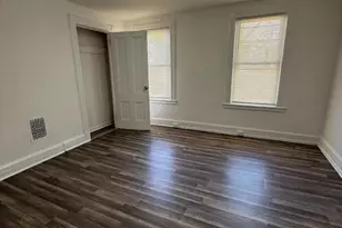252 N 19th St, East Orange, NJ 07017 - Photo 9