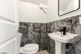 44 Fabyan Pl, Newark, NJ 07108 - Photo 13