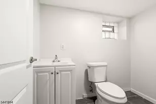 44 Fabyan Pl, Newark, NJ 07108 - Photo 41