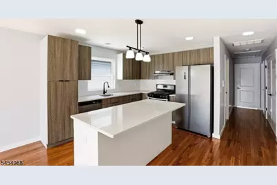 741 Seaport Dr, Elizabeth, NJ 07201 - Photo 11