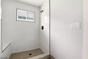 741 Seaport Dr., Elizabeth, NJ 07201 - Photo 23