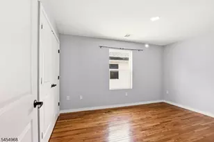 741 Seaport Dr., Elizabeth, NJ 07201 - Photo 17