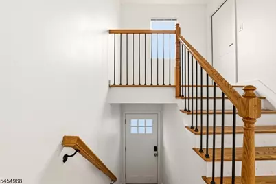 741 Seaport Dr, Elizabeth, NJ 07201 - Photo 5