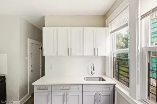 37 Hanford St, Newark, NJ 07114 - Photo 13