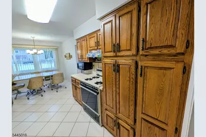116 Stonehenge Ter, Clark Township, NJ 07066 - Photo 9