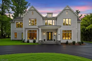 45 Great Hills Rd, Millburn, NJ 07078 - Photo 3